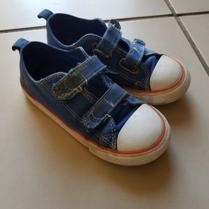 Boys Converse